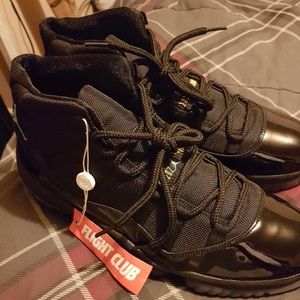 Brand new dead stock Jordan gamma 13